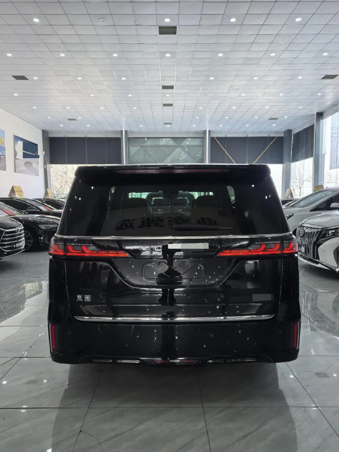 2022 Voyah Dream 1.5T 136HP L4 PHEV 25.57KWH,autocango,china used car exporter,china ev exporter,chinese used car exporter,chinese used ev exporter