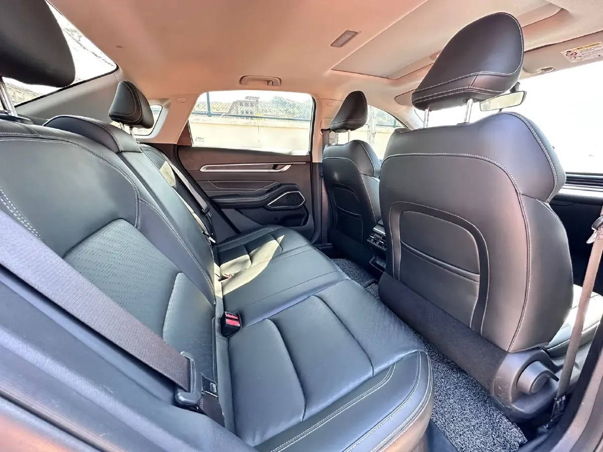 2022 Geely Emgrand 1.5L 114HP L4 CVT,autocango,china used car exporter,china ev exporter,chinese used car exporter,chinese used ev exporter