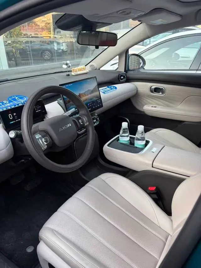 2025 Aion AION UT BEV 44.257/44.12/44.133KWH,autocango,china used car exporter,china ev exporter,chinese used car exporter,chinese used ev exporter