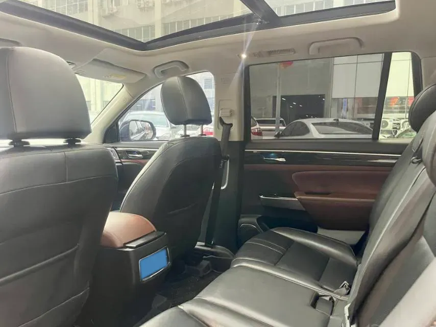 2017 GAC Trumpchi GS8 2.0T 201HP L4 6AT,autocango,china used car exporter,china ev exporter,chinese used car exporter,chinese used ev exporter