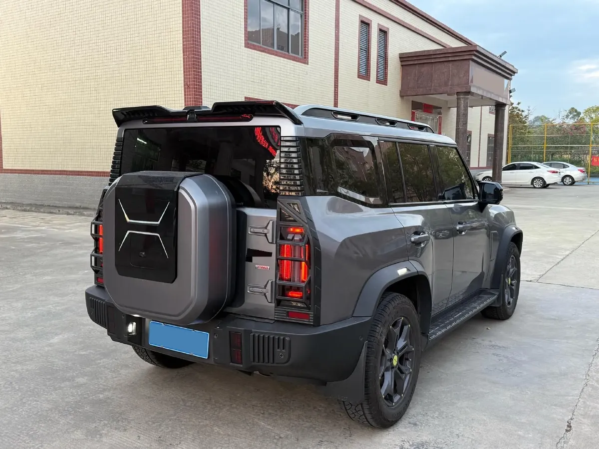 2023 Jetour Traveller 2.0T 254HP L4 7DCT,autocango,china used car exporter,china ev exporter,chinese used car exporter,chinese used ev exporter