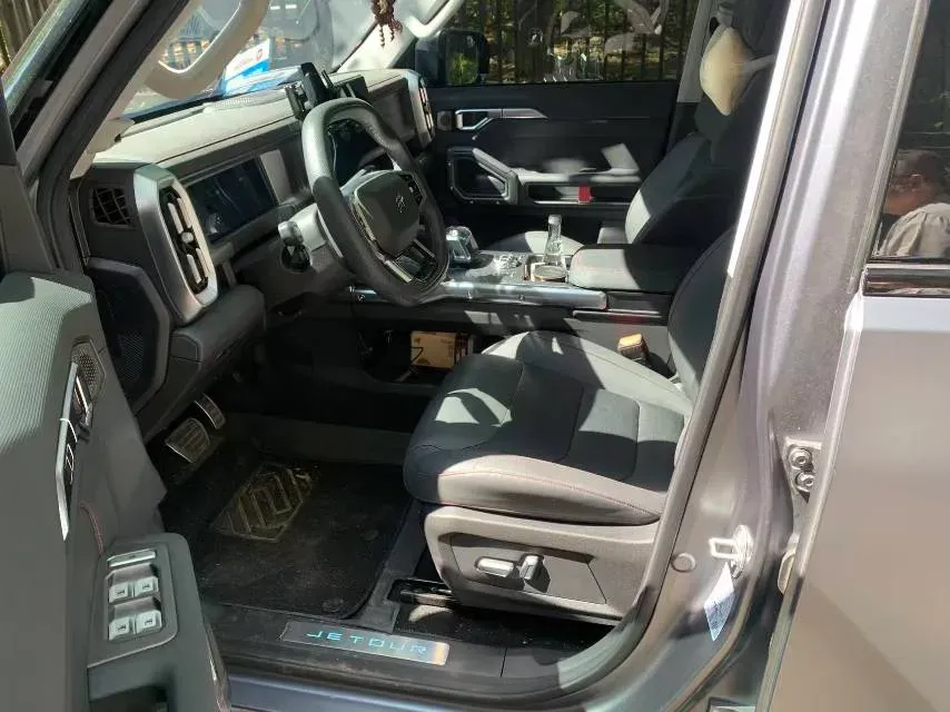 2024 Jetour ShanHai TravellerC-DM 1.5T 156HP L4 3DHT PHEV 26.7KWH,autocango,china used car exporter,china ev exporter,chinese used car exporter,chinese used ev exporter