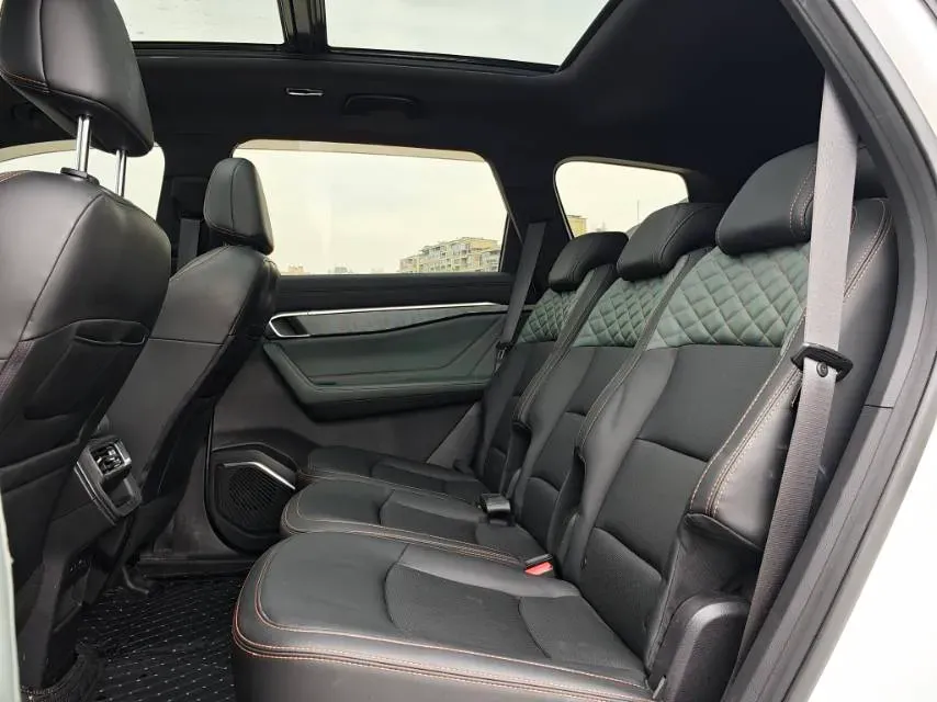 2023 Geely Okavango L 2.0T 218HP L4 7DCT,autocango,china used car exporter,china ev exporter,chinese used car exporter,chinese used ev exporter