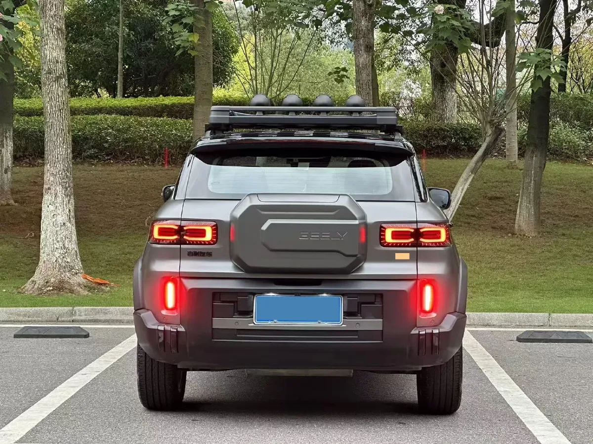 2025 Geely Cowboy 1.5T 181HP L4 7DCT,autocango,china used car exporter,china ev exporter,chinese used car exporter,chinese used ev exporter