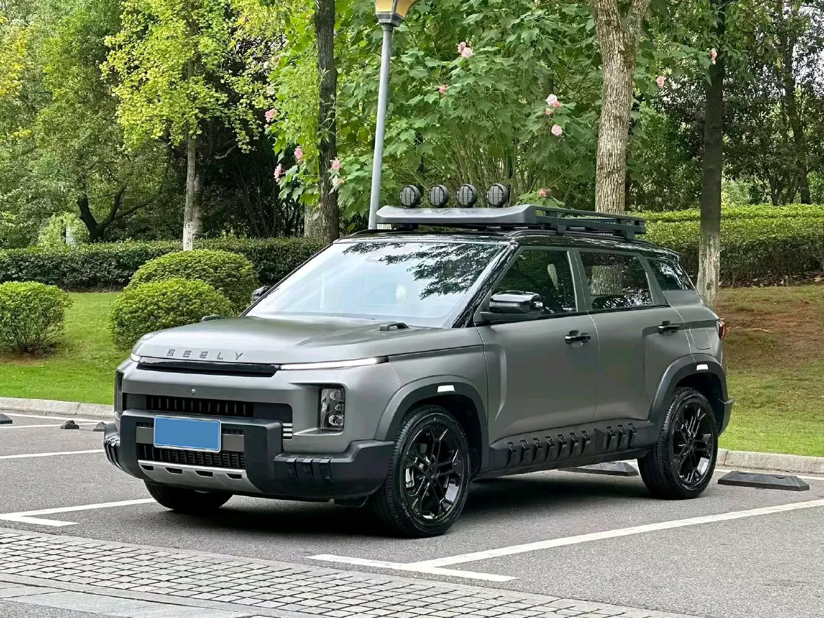 2025 Geely Cowboy 1.5T 181HP L4 7DCT,autocango,china used car exporter,china ev exporter,chinese used car exporter,chinese used ev exporter