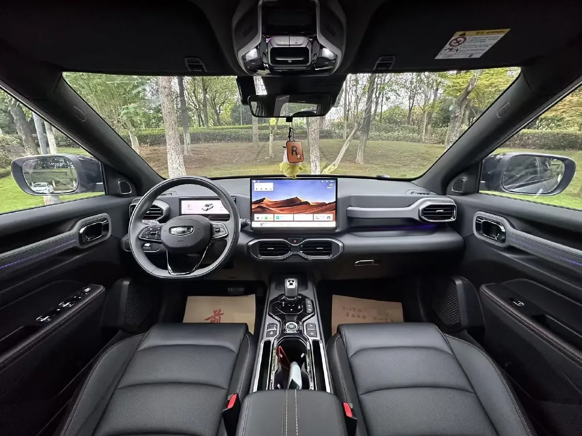 2025 Geely Cowboy 1.5T 181HP L4 7DCT,autocango,china used car exporter,china ev exporter,chinese used car exporter,chinese used ev exporter