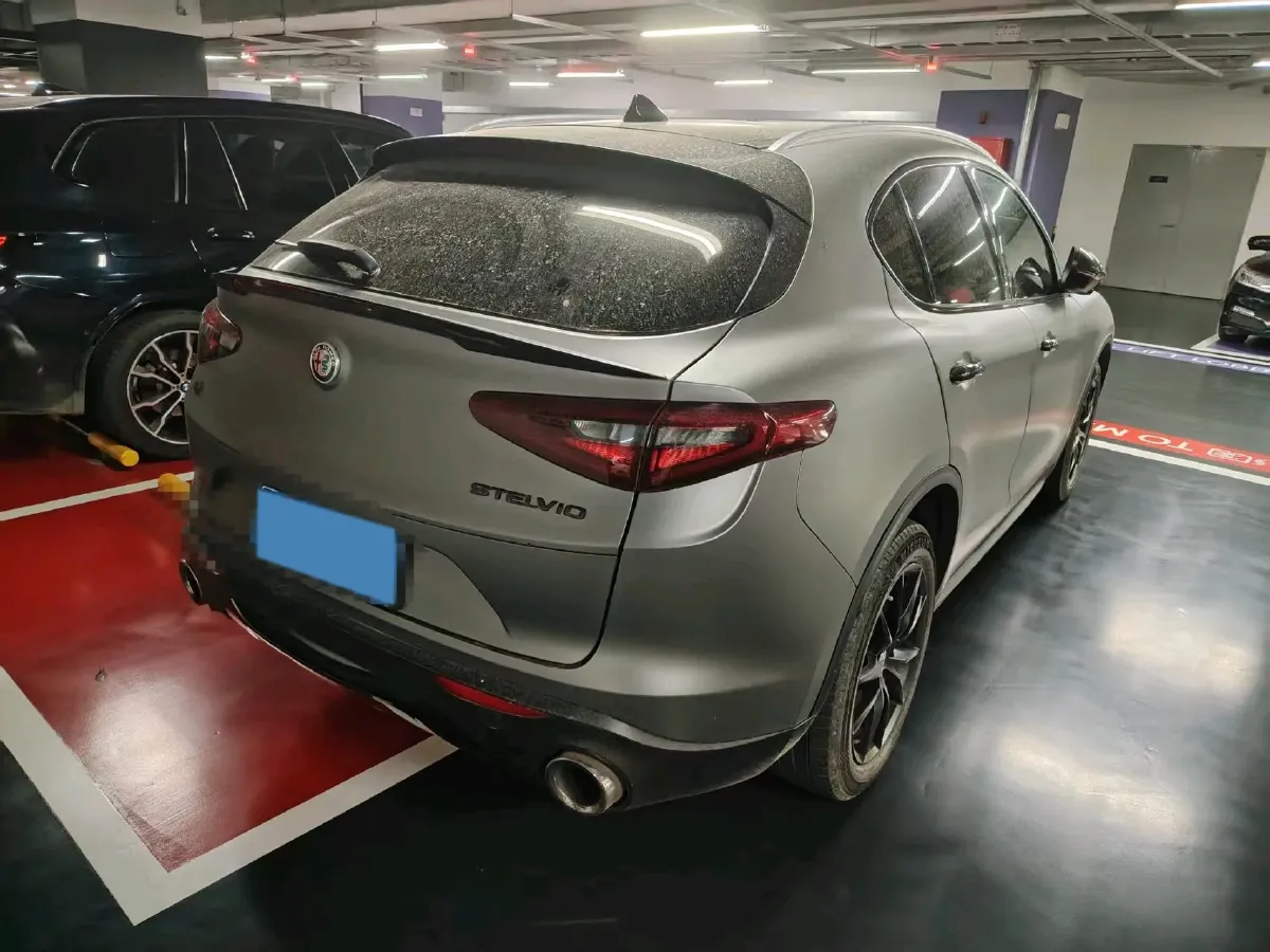 2017 Jaguar XE 2.0T 240HP L4 8AT,autocango,china used car exporter,china ev exporter,chinese used car exporter,chinese used ev exporter