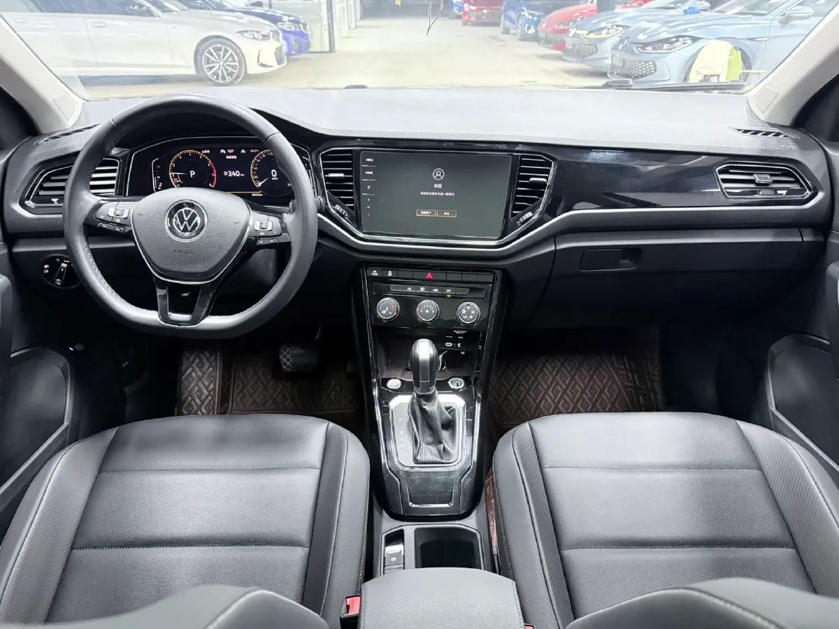 2022 Volkswagen T-Roc 1.4T 150HP L4 7DCT,autocango,china used car exporter,china ev exporter,chinese used car exporter,chinese used ev exporter