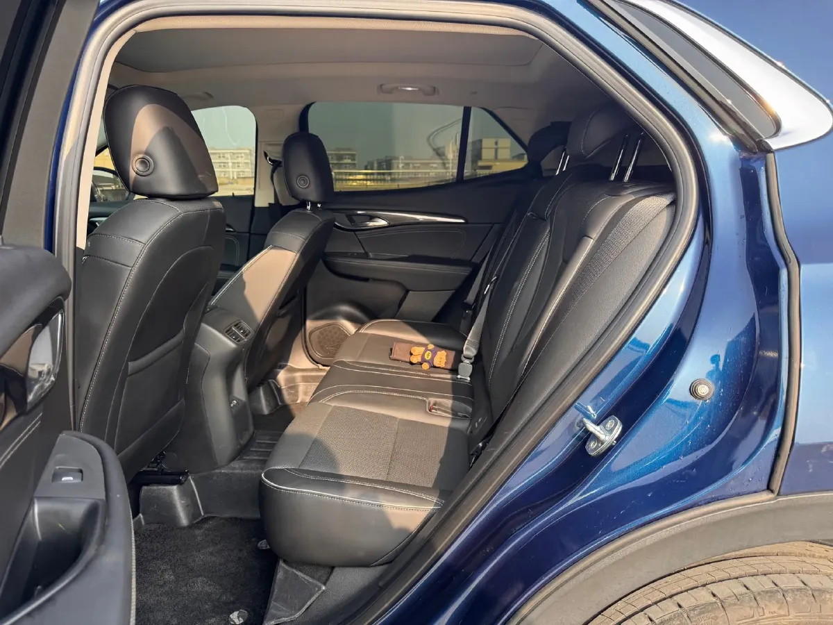 2023 Buick EnvisionS 2.0T 237HP L4 9AT,autocango,china used car exporter,china ev exporter,chinese used car exporter,chinese used ev exporter