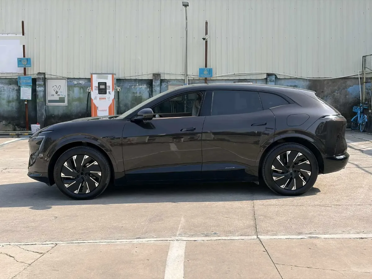 2024 Avatr 07 BEV 82.16KWH,autocango,china used car exporter,china ev exporter,chinese used car exporter,chinese used ev exporter