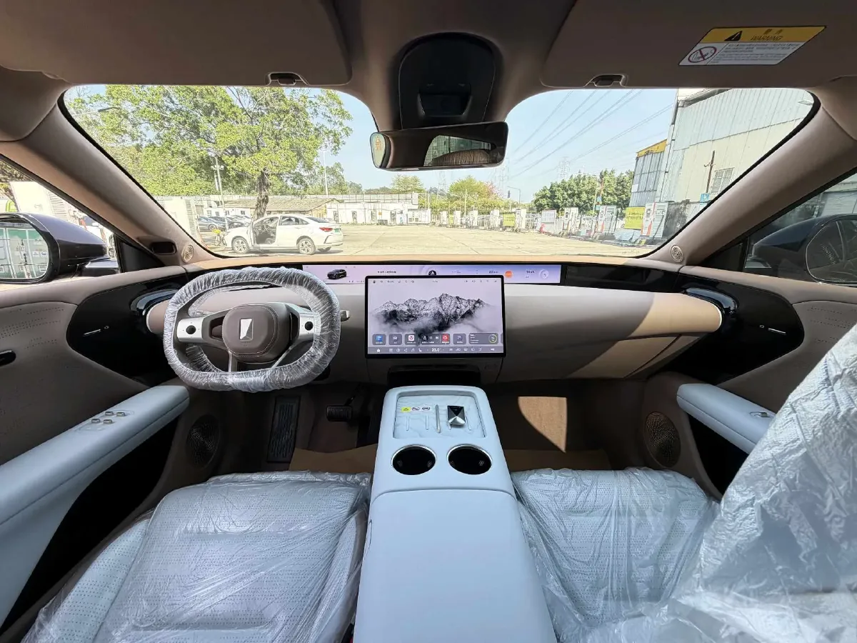 2024 Avatr 07 BEV 82.16KWH,autocango,china used car exporter,china ev exporter,chinese used car exporter,chinese used ev exporter