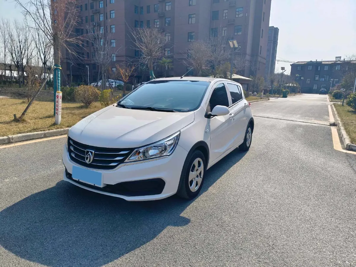 2020 BaoJun 310 1.2L 80HP L4 5MT,autocango,china used car exporter,china ev exporter,chinese used car exporter,chinese used ev exporter