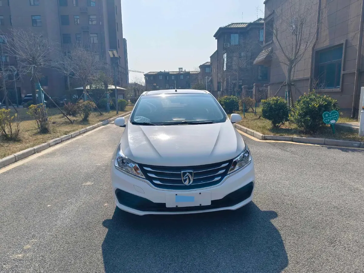 2020 BaoJun 310 1.2L 80HP L4 5MT,autocango,china used car exporter,china ev exporter,chinese used car exporter,chinese used ev exporter