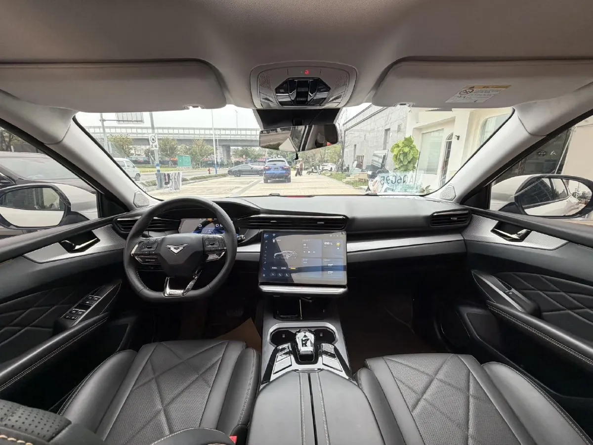 2023 KaiYi KunLun 1.6T 197HP L4 7DCT,autocango,china used car exporter,china ev exporter,chinese used car exporter,chinese used ev exporter