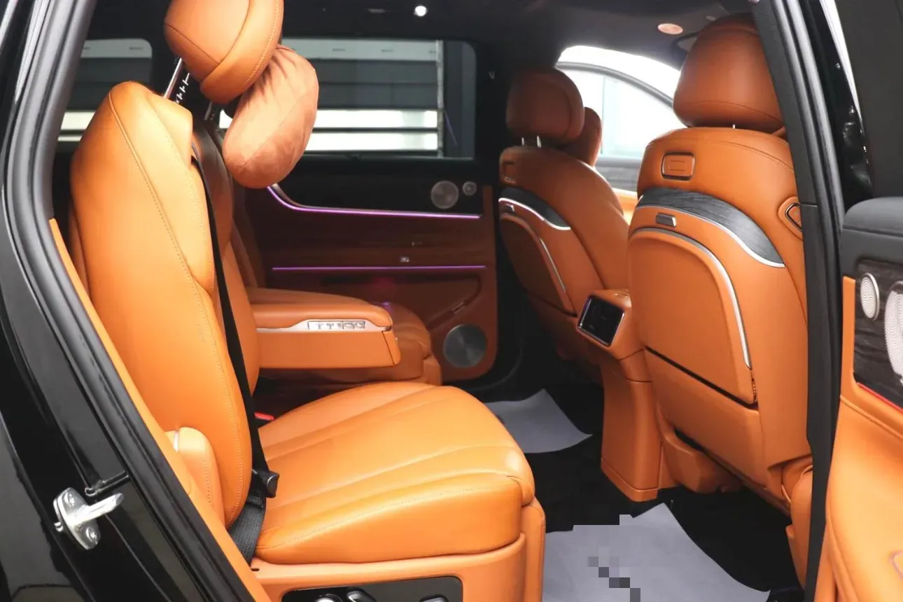 2025 AITO AITO M9 REEV 160HP REEV 52KWH,autocango,china used car exporter,china ev exporter,chinese used car exporter,chinese used ev exporter