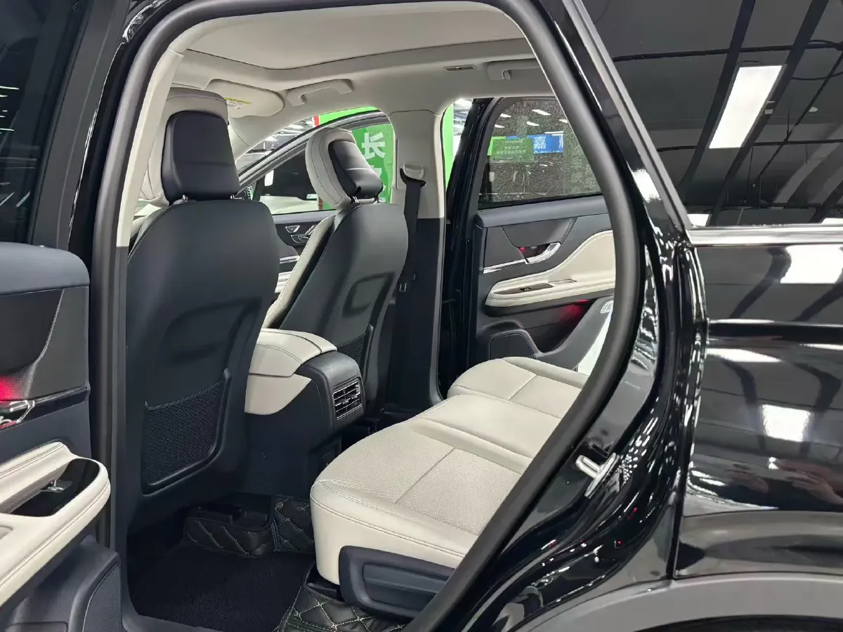 2023 Lincoln Corsair 2.0T 261HP L4 8AT,autocango,china used car exporter,china ev exporter,chinese used car exporter,chinese used ev exporter