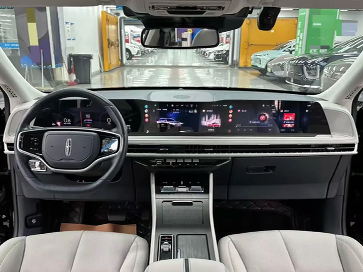 2023 Lincoln Corsair 2.0T 261HP L4 8AT,autocango,china used car exporter,china ev exporter,chinese used car exporter,chinese used ev exporter