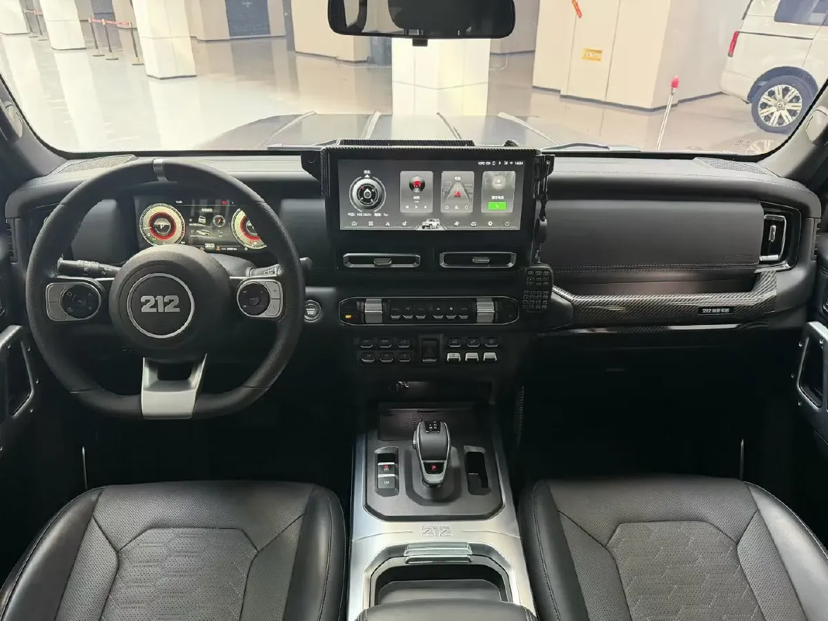 2024 212 212 T01 2.0T 252HP L4 8AT,autocango,china used car exporter,china ev exporter,chinese used car exporter,chinese used ev exporter