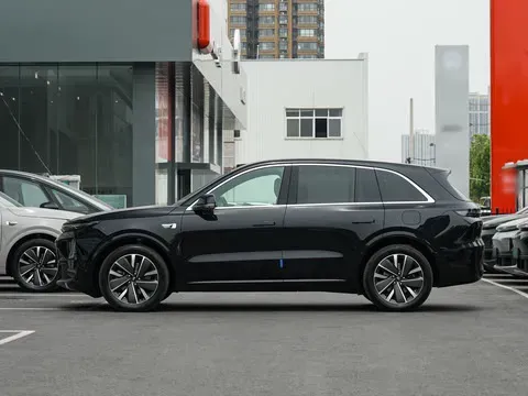 2025 Li L6 Range Extended 154HP L4 REEV,autocango,china used car exporter,china ev exporter,chinese used car exporter,chinese used ev exporter