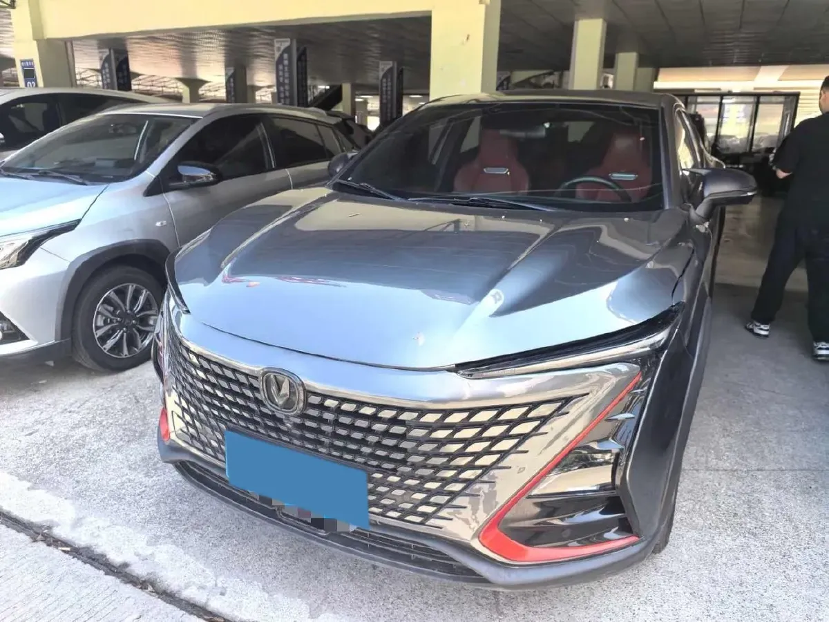 2020 ChangAn UNI-T 1.5T 180HP L4 7DCT,autocango,china used car exporter,china ev exporter,chinese used car exporter,chinese used ev exporter