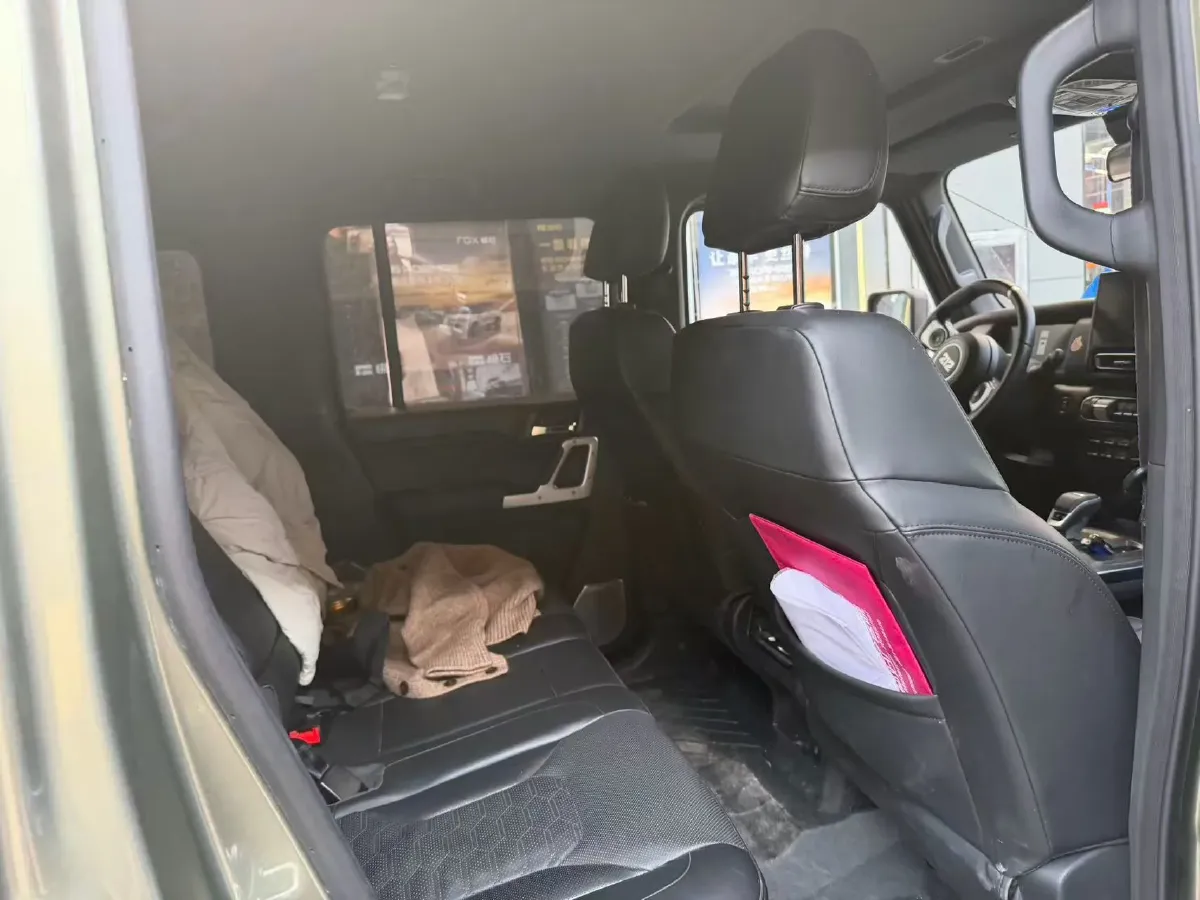 2024 212 212 T01 2.0T 252HP L4 8AT,autocango,china used car exporter,china ev exporter,chinese used car exporter,chinese used ev exporter