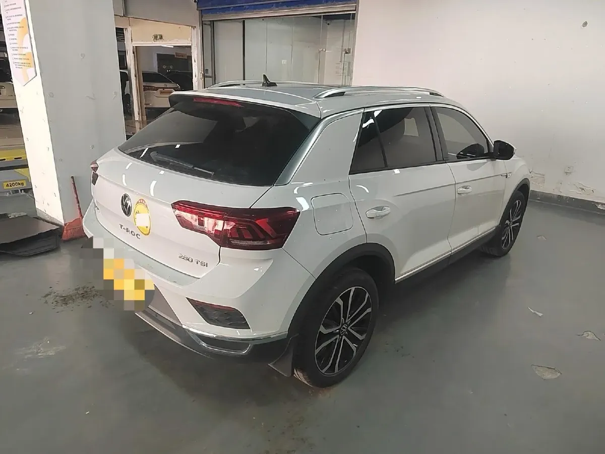 2021 Volkswagen T-Roc 1.4T 150HP L4 7DCT,autocango,china used car exporter,china ev exporter,chinese used car exporter,chinese used ev exporter
