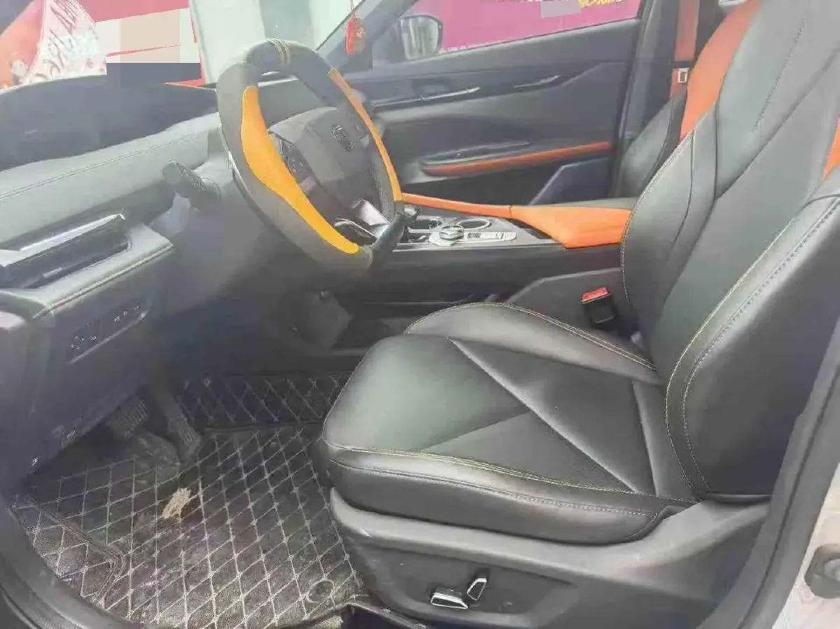 2024 ChangAn UNI-V 1.5T 188HP L4 7DCT,autocango,china used car exporter,china ev exporter,chinese used car exporter,chinese used ev exporter