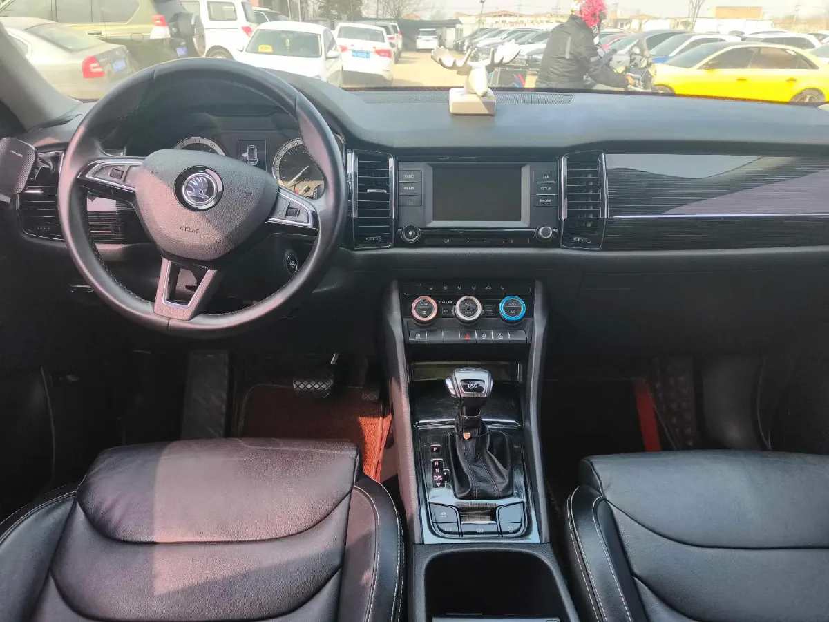 2017 Skoda Kodiak 1.8T 180HP L4 7DCT,autocango,china used car exporter,china ev exporter,chinese used car exporter,chinese used ev exporter