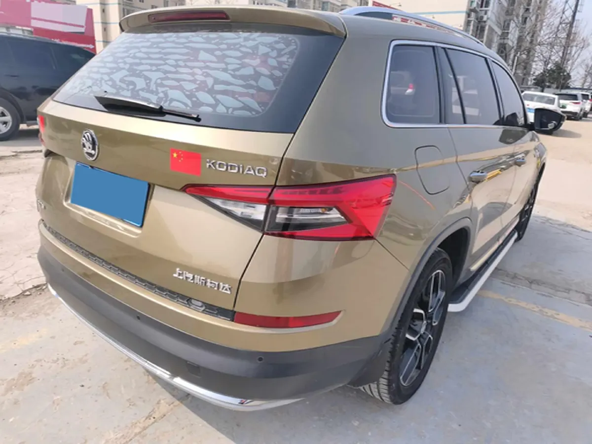 2017 Skoda Kodiak 1.8T 180HP L4 7DCT,autocango,china used car exporter,china ev exporter,chinese used car exporter,chinese used ev exporter