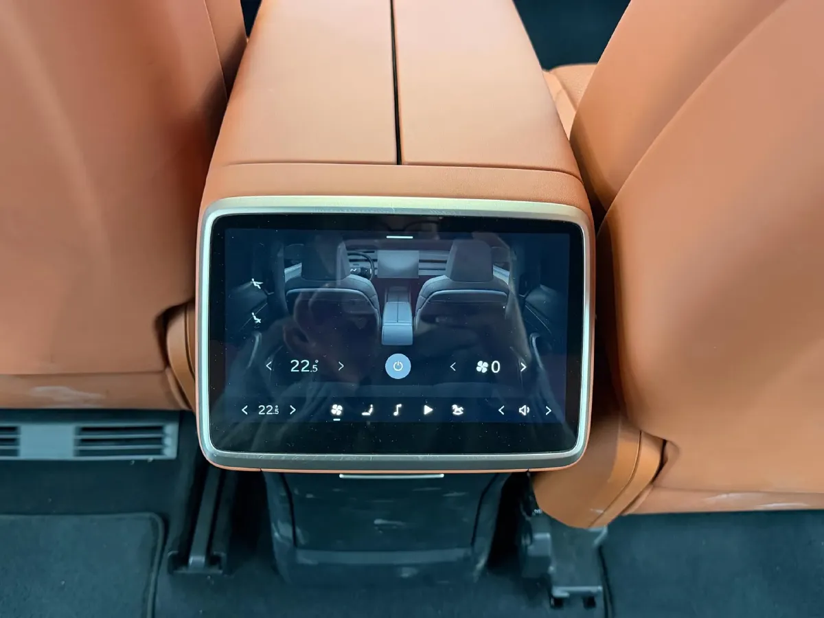 2024 ONVO L60 BEV 60KWH,autocango,china used car exporter,china ev exporter,chinese used car exporter,chinese used ev exporter