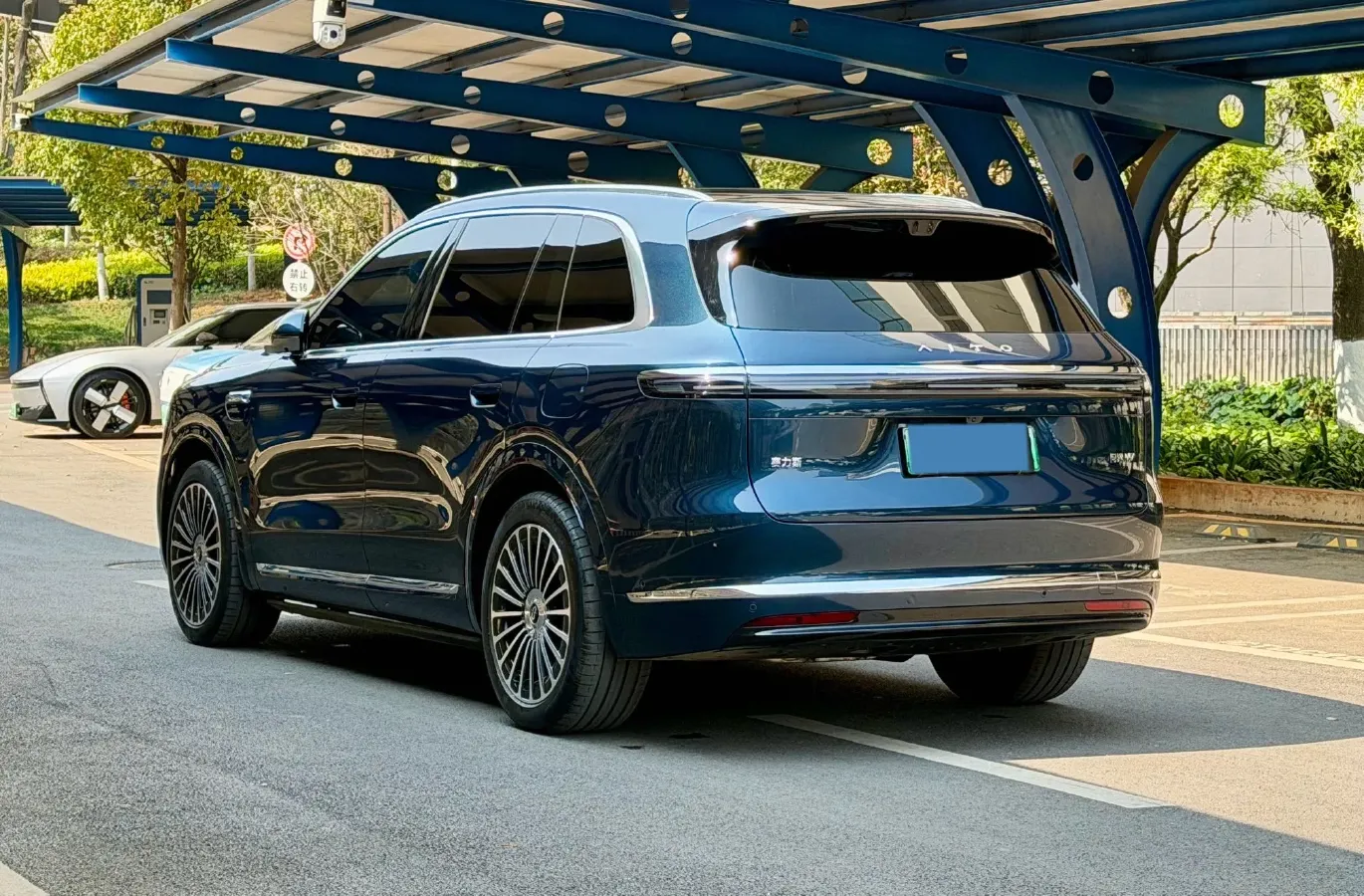 2026 AITO AITO M7 REEV 160HP REEV,autocango,china used car exporter,china ev exporter,chinese used car exporter,chinese used ev exporter