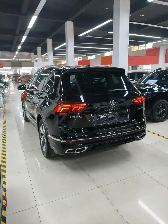 2023 Volkswagen Tiguan L 2.0T 186HP L4 7DCT,autocango,china used car exporter,china ev exporter,chinese used car exporter,chinese used ev exporter