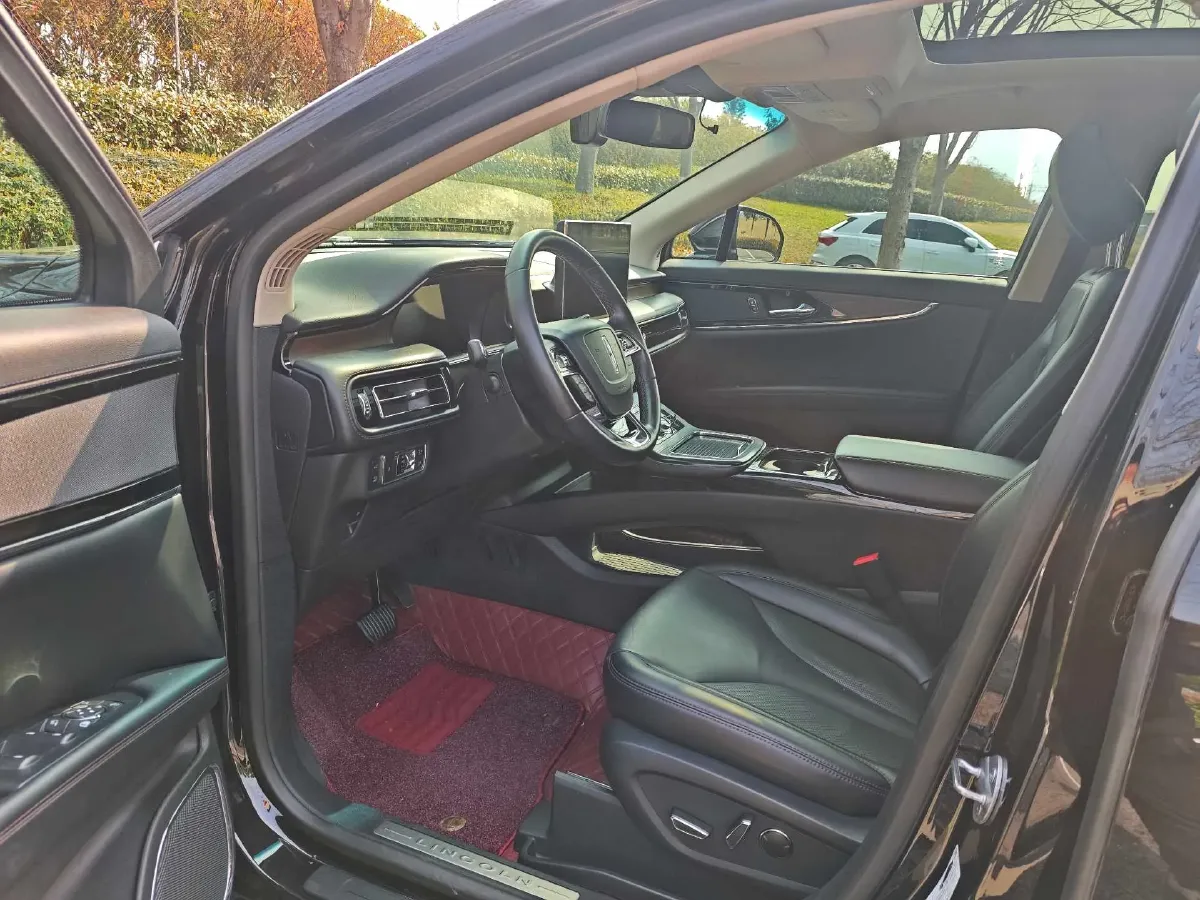 2021 Lincoln Nautilus 2.0T 245HP L4 8AT,autocango,china used car exporter,china ev exporter,chinese used car exporter,chinese used ev exporter