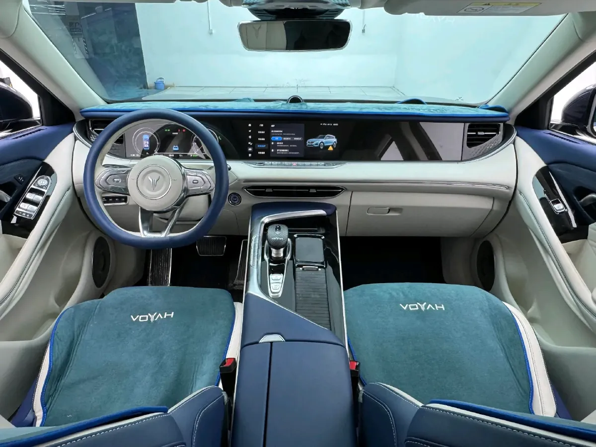 2021 Voyah FREE Range Extended 109HP REEV 33KWH,autocango,china used car exporter,china ev exporter,chinese used car exporter,chinese used ev exporter