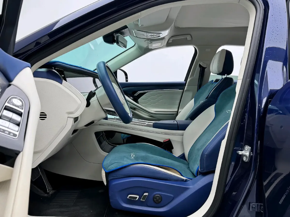 2021 Voyah FREE Range Extended 109HP REEV 33KWH,autocango,china used car exporter,china ev exporter,chinese used car exporter,chinese used ev exporter