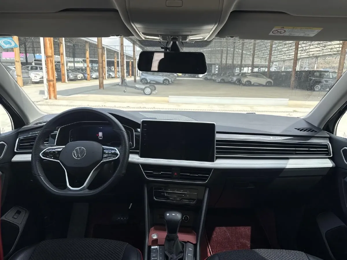 2023 Volkswagen Tiguan L 1.5T 160HP L4 7DCT,autocango,china used car exporter,china ev exporter,chinese used car exporter,chinese used ev exporter