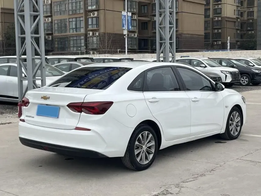 2022 Chevrolet Monza 1.5L 113HP L4 6AT,autocango,china used car exporter,china ev exporter,chinese used car exporter,chinese used ev exporter