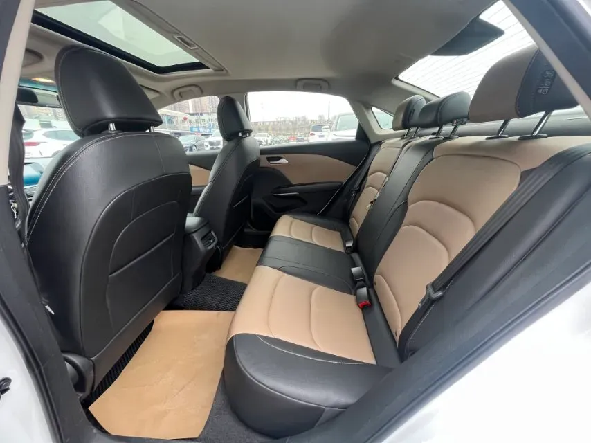 2022 Chevrolet Monza 1.5L 113HP L4 6AT,autocango,china used car exporter,china ev exporter,chinese used car exporter,chinese used ev exporter