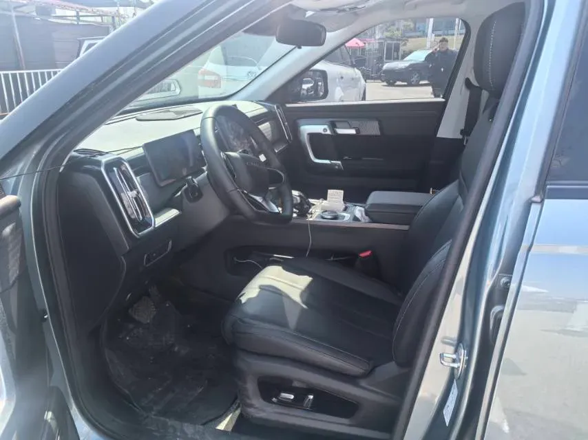 2023 Chery Exploration 06 1.6T 197HP L4 7DCT,autocango,china used car exporter,china ev exporter,chinese used car exporter,chinese used ev exporter