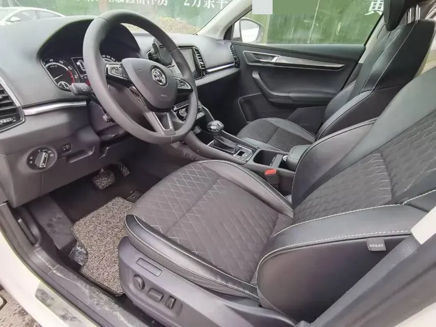 2019 Skoda Karoq 1.4T 150HP L4 7DCT,autocango,china used car exporter,china ev exporter,chinese used car exporter,chinese used ev exporter