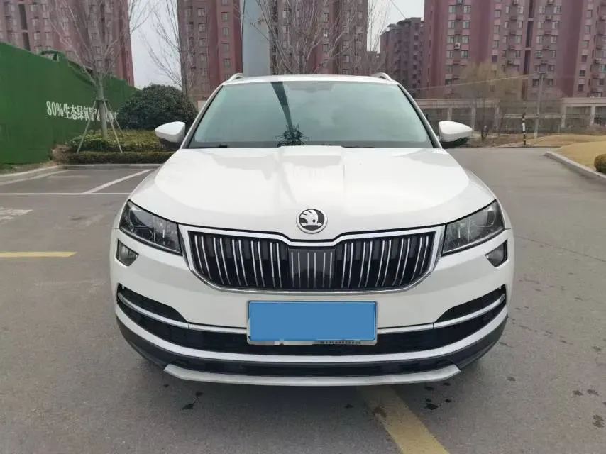 2019 Skoda Karoq 1.4T 150HP L4 7DCT,autocango,china used car exporter,china ev exporter,chinese used car exporter,chinese used ev exporter