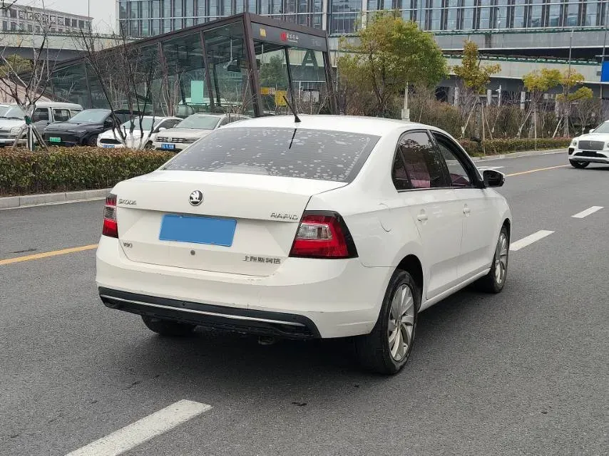 2018 Skoda Rapid 1.6L 110HP L4 6AT,autocango,china used car exporter,china ev exporter,chinese used car exporter,chinese used ev exporter