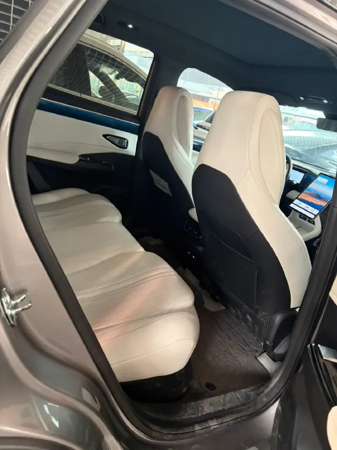 2023 Geely Galaxy L7 1.5T 163HP L4 3DHT PHEV 18.7KWH,autocango,china used car exporter,china ev exporter,chinese used car exporter,chinese used ev exporter