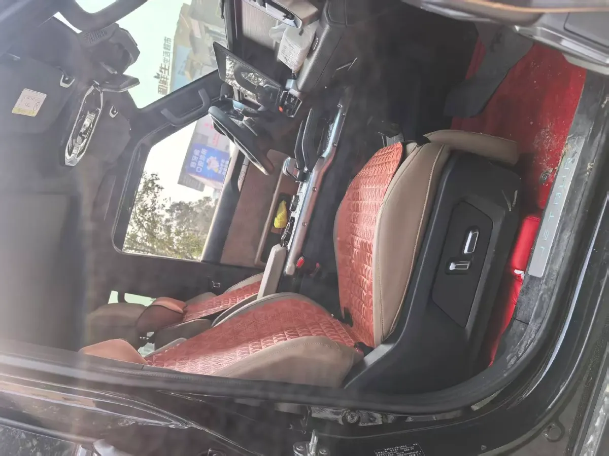 2024 Jetour Traveller 2.0T 254HP L4 7DCT,autocango,china used car exporter,china ev exporter,chinese used car exporter,chinese used ev exporter