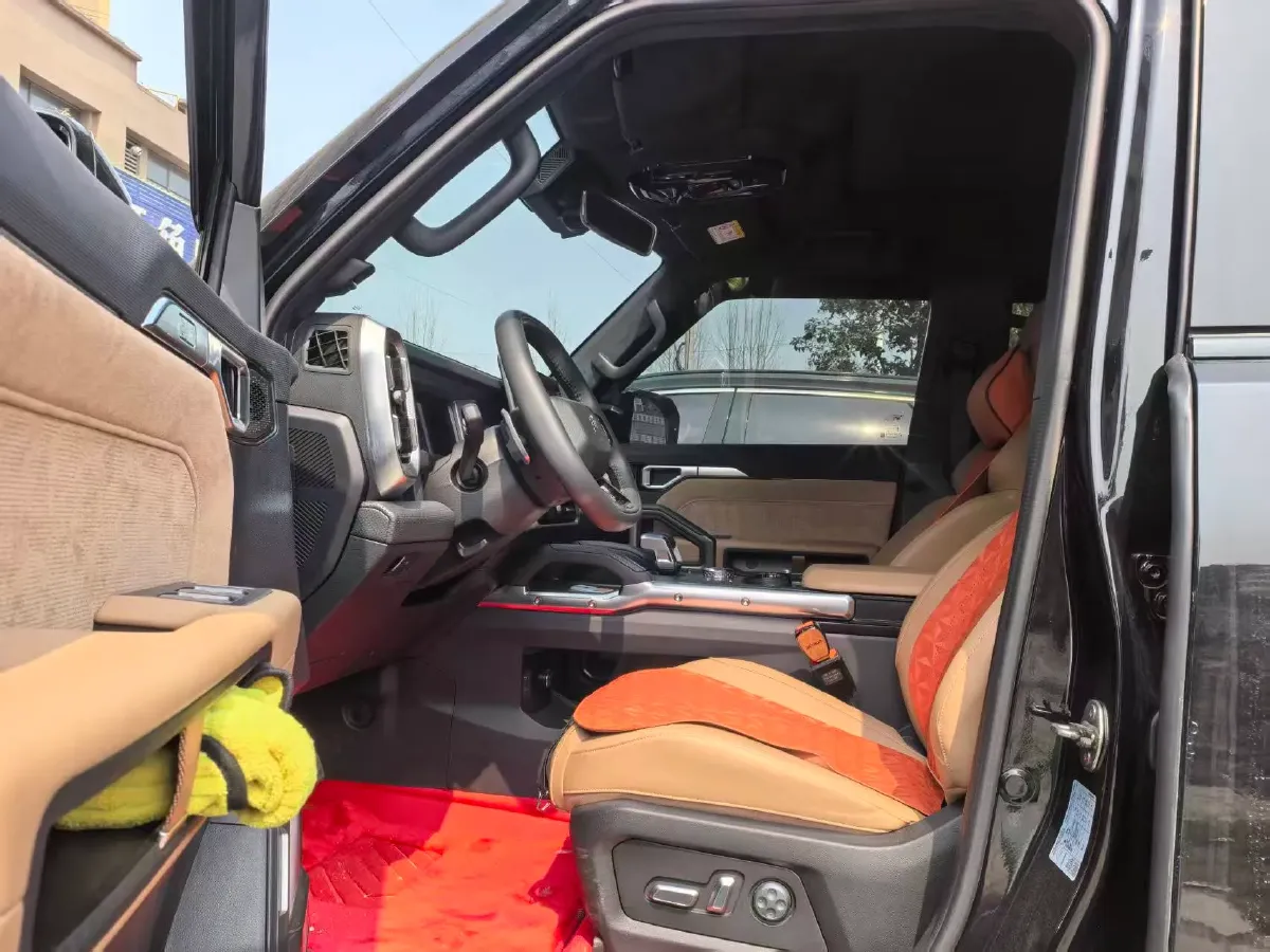 2024 Jetour Traveller 2.0T 254HP L4 7DCT,autocango,china used car exporter,china ev exporter,chinese used car exporter,chinese used ev exporter