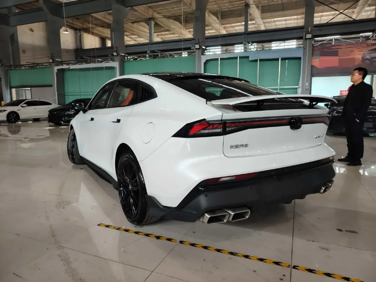 2024 ChangAn UNI-V 1.5T 188HP L4 7DCT,autocango,china used car exporter,china ev exporter,chinese used car exporter,chinese used ev exporter