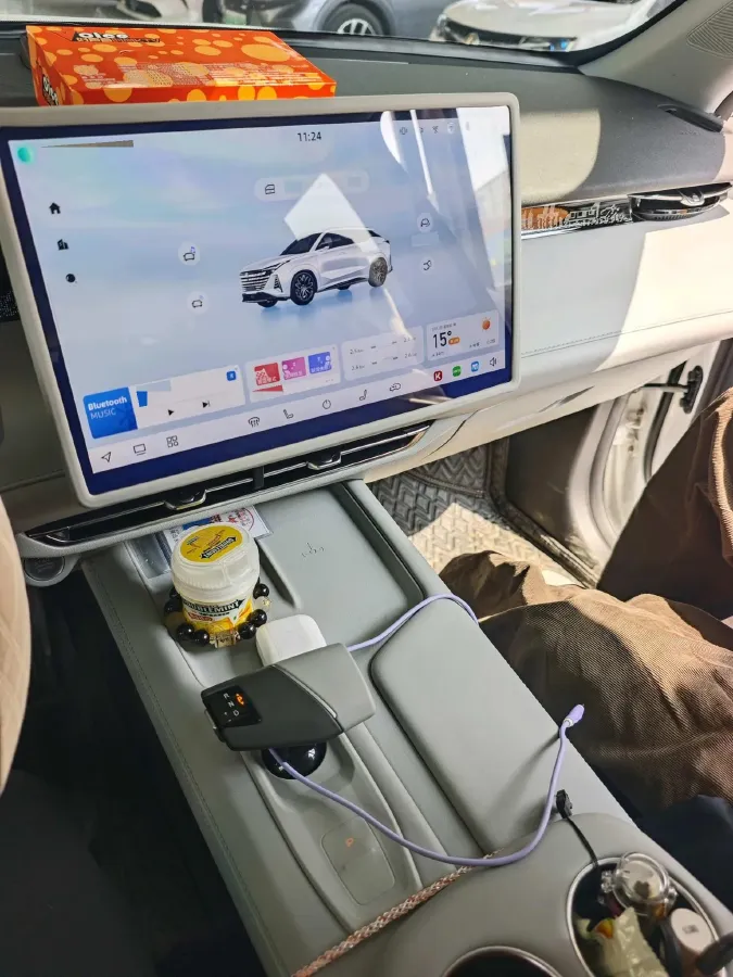 2025 ChangAn UNI-Z 1.5T 188HP L4 7DCT,autocango,china used car exporter,china ev exporter,chinese used car exporter,chinese used ev exporter