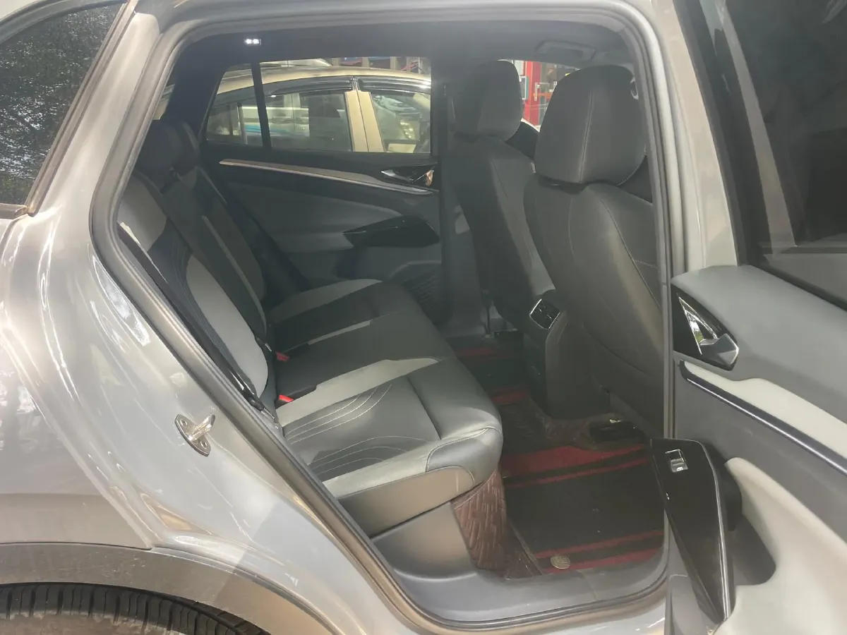 2021 Xpeng P5 BEV 71.4KWH,autocango,china used car exporter,china ev exporter,chinese used car exporter,chinese used ev exporter