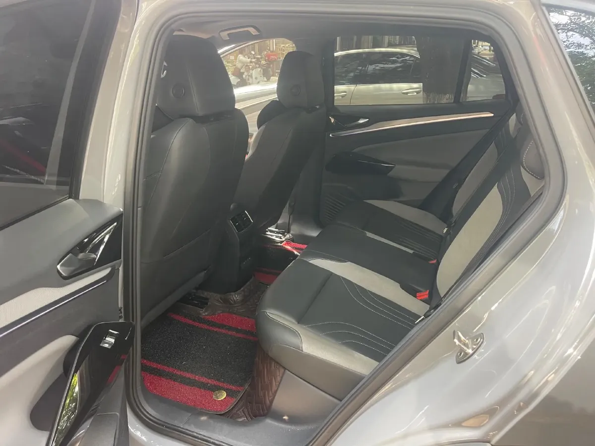 2021 Xpeng P5 BEV 71.4KWH,autocango,china used car exporter,china ev exporter,chinese used car exporter,chinese used ev exporter