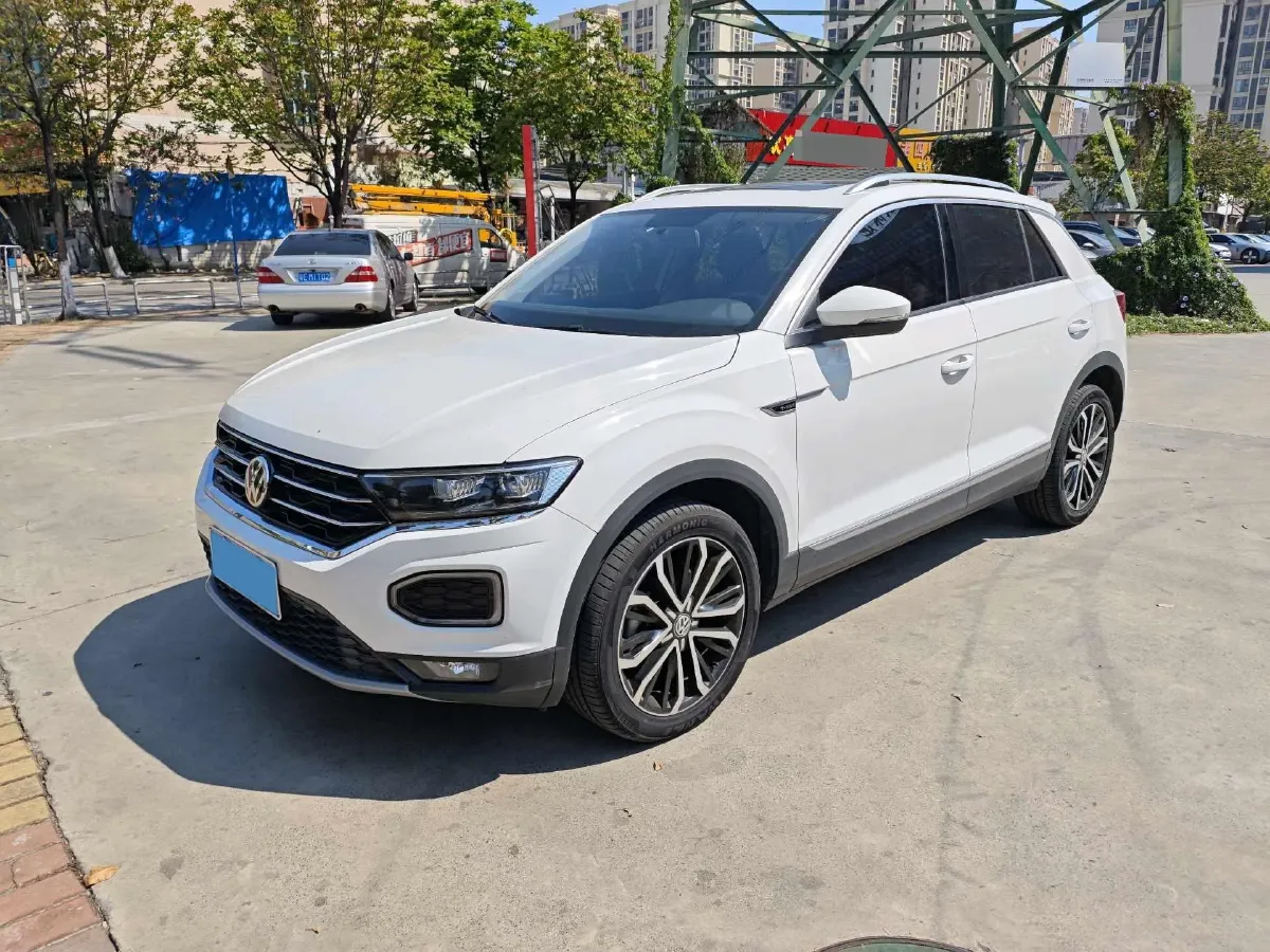 2020 Volkswagen T-Roc 1.4T 150HP L4 7DCT,autocango,china used car exporter,china ev exporter,chinese used car exporter,chinese used ev exporter